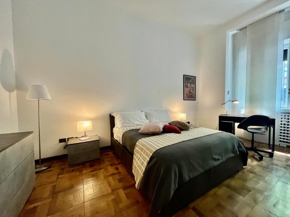 Central Apartment Мілан Екстер'єр фото